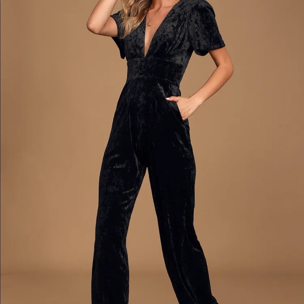 NWT Lulu’s WAYF Amato Black Crushed Velvet Wide-Leg Jumpsuit